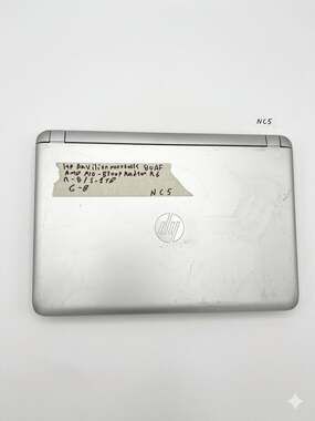 HP Pavilion 15.6" Laptop AMD A10-8700P 8GB RAM 1TB HDD Radeon R6